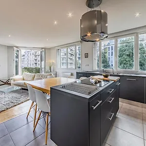 Le Balzac- 2 - Proche Place De Bretagne Appartement